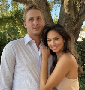 Lions QB Jared Goff Reacts To His Girlfriend Christen Harper’s SI Swimsuit Rookie Shoot